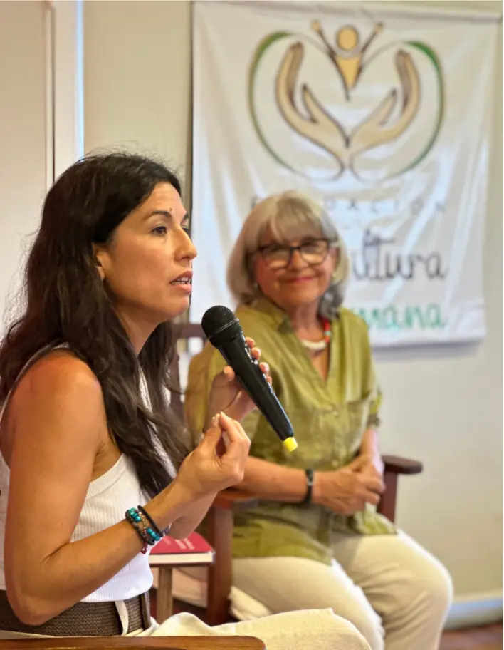 Victoria Bosc en la presentación de su libro.